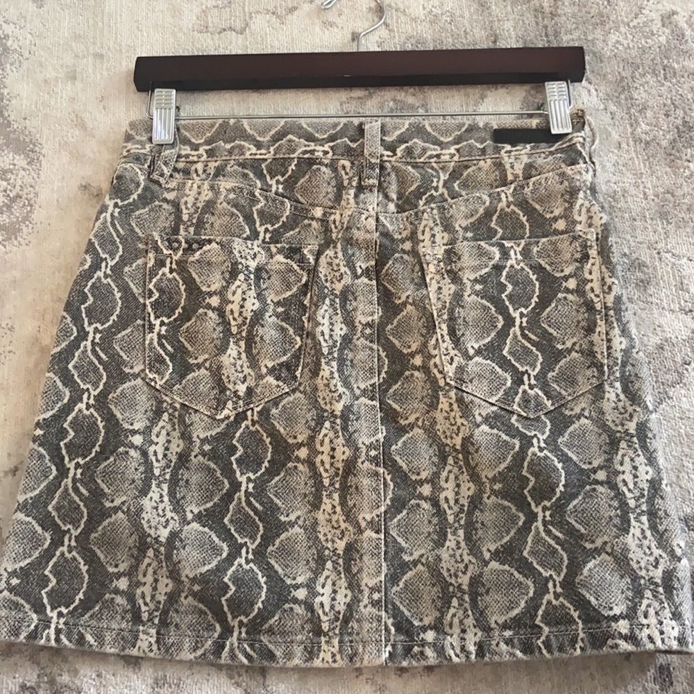 BLANK NYC Mini Snakeskin Jean Skirt - Picture 4 of 5